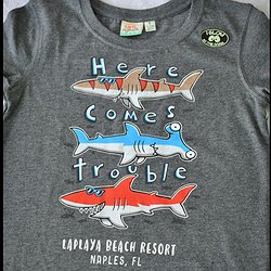 Here comes trouble tee-Youth boys