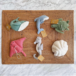 Holiday Wildlife Ornament Set