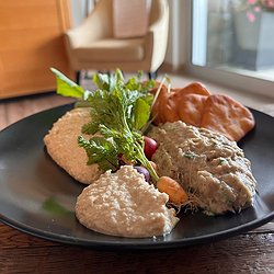 Hummus and Baba Ghanoush Duo